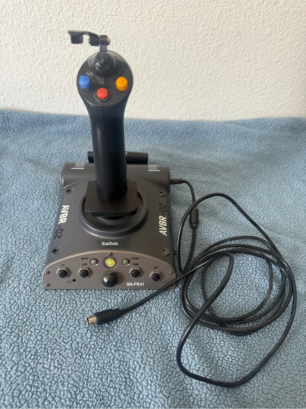 Saitek Aviator AV8R-02 flight stick joystick controller for Xbox 360 and PC
